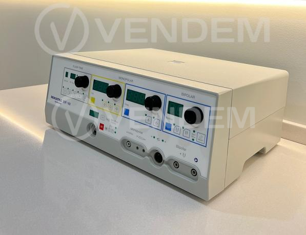 Поставка высокочастотного хирургического радиоволнового аппарата Sensitec ESF-160 в косметическую клинику "Cosmes Clinic"